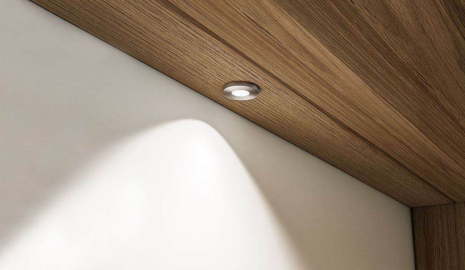 Podświetlenie LED wewnątrz szafki